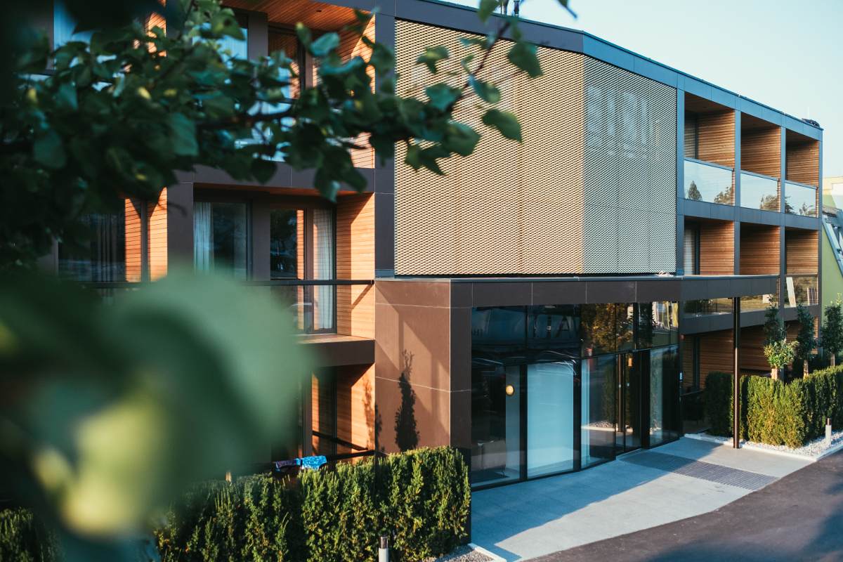 &copy; Heldentheater