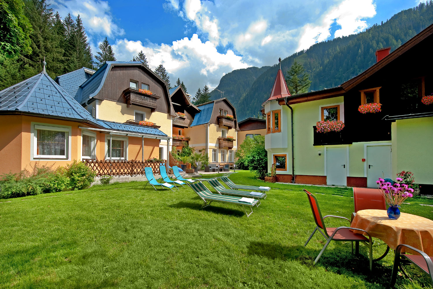 GRUBERS Hotel Apartments Gastein ***